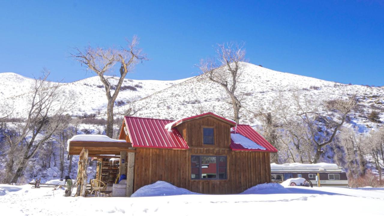Aubin Sky Lodging At The Yl Ranch Savery Buitenkant foto