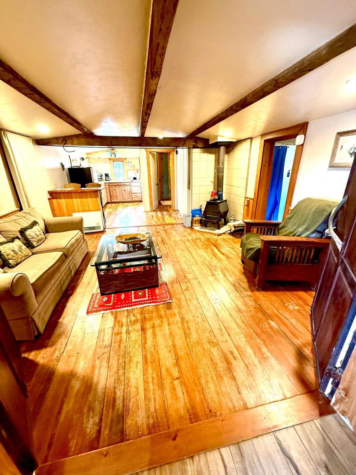 Aubin Sky Lodging At The Yl Ranch Savery Buitenkant foto
