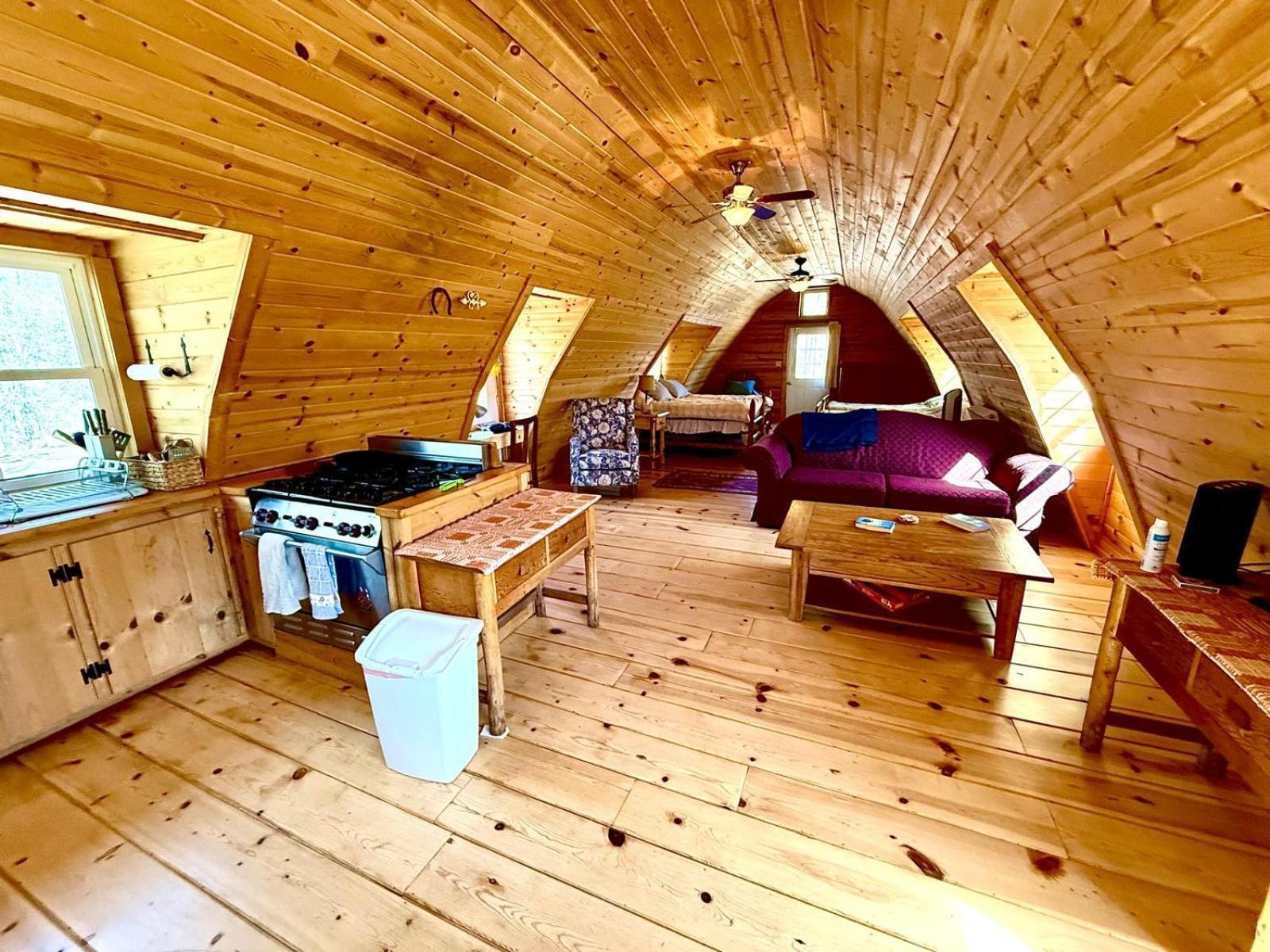 Aubin Sky Lodging At The Yl Ranch Savery Buitenkant foto