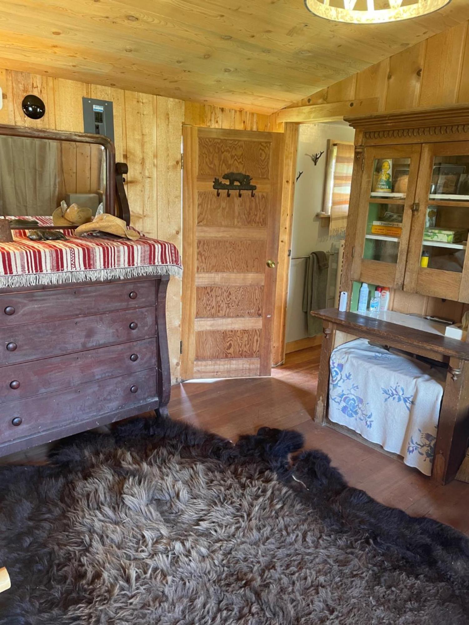 Aubin Sky Lodging At The Yl Ranch Savery Buitenkant foto