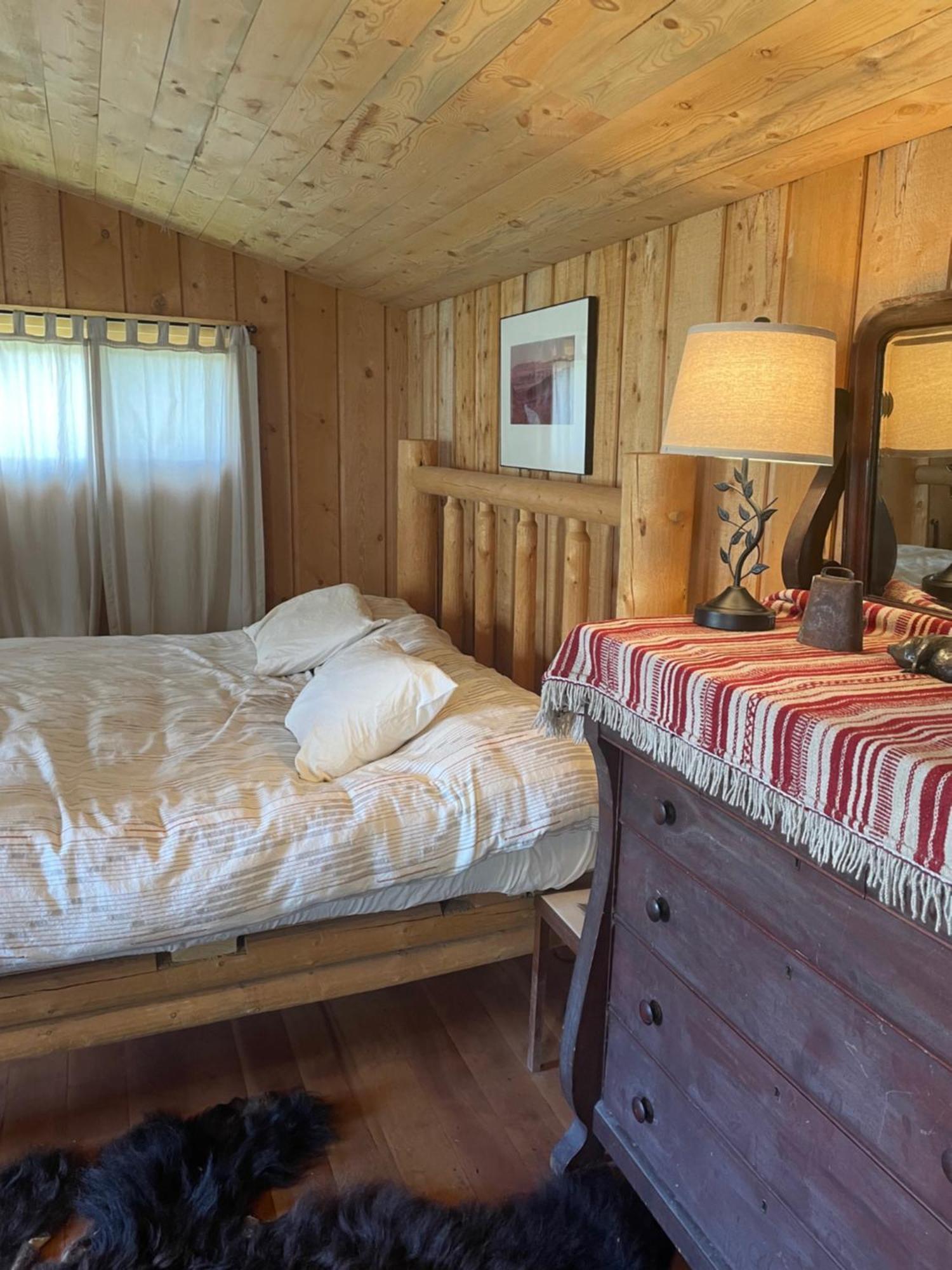 Aubin Sky Lodging At The Yl Ranch Savery Buitenkant foto
